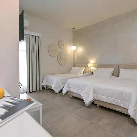 Grotta 2* Naxos City