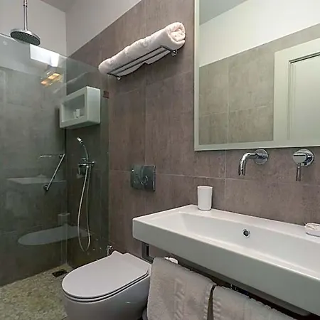 Hotel Grotta 2*