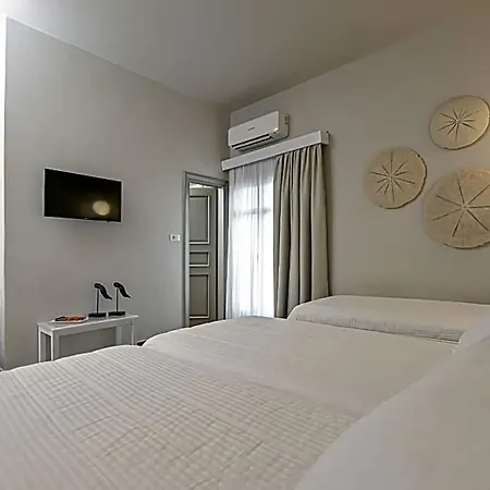 Grotta Hotel Naxos City